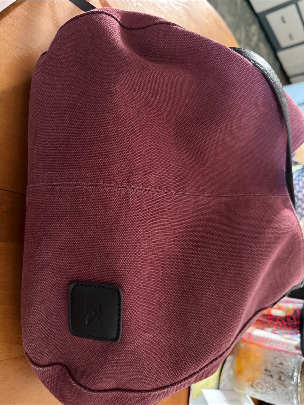 Womans Canvas Crossbody Bag in Burgundy
